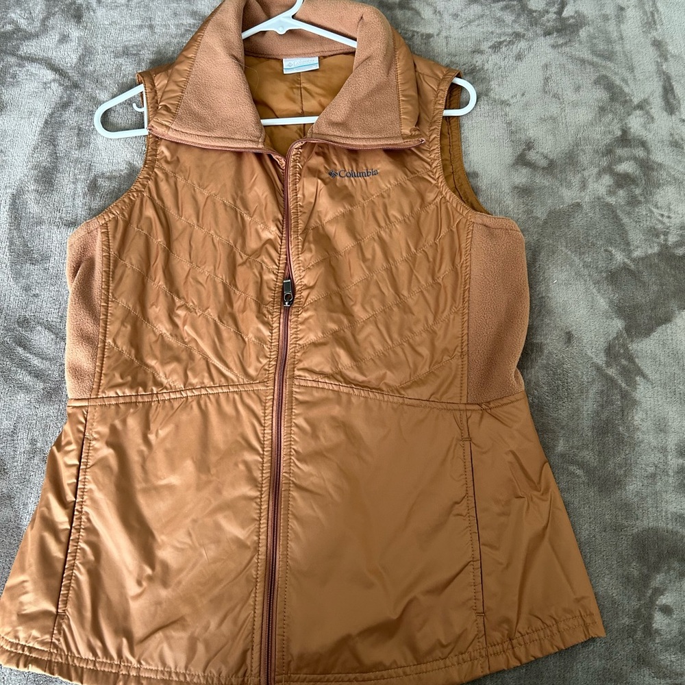Columbia Vest Medium